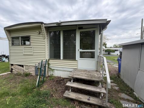 31 Rivermead Boulevard East Hartford CT 06118