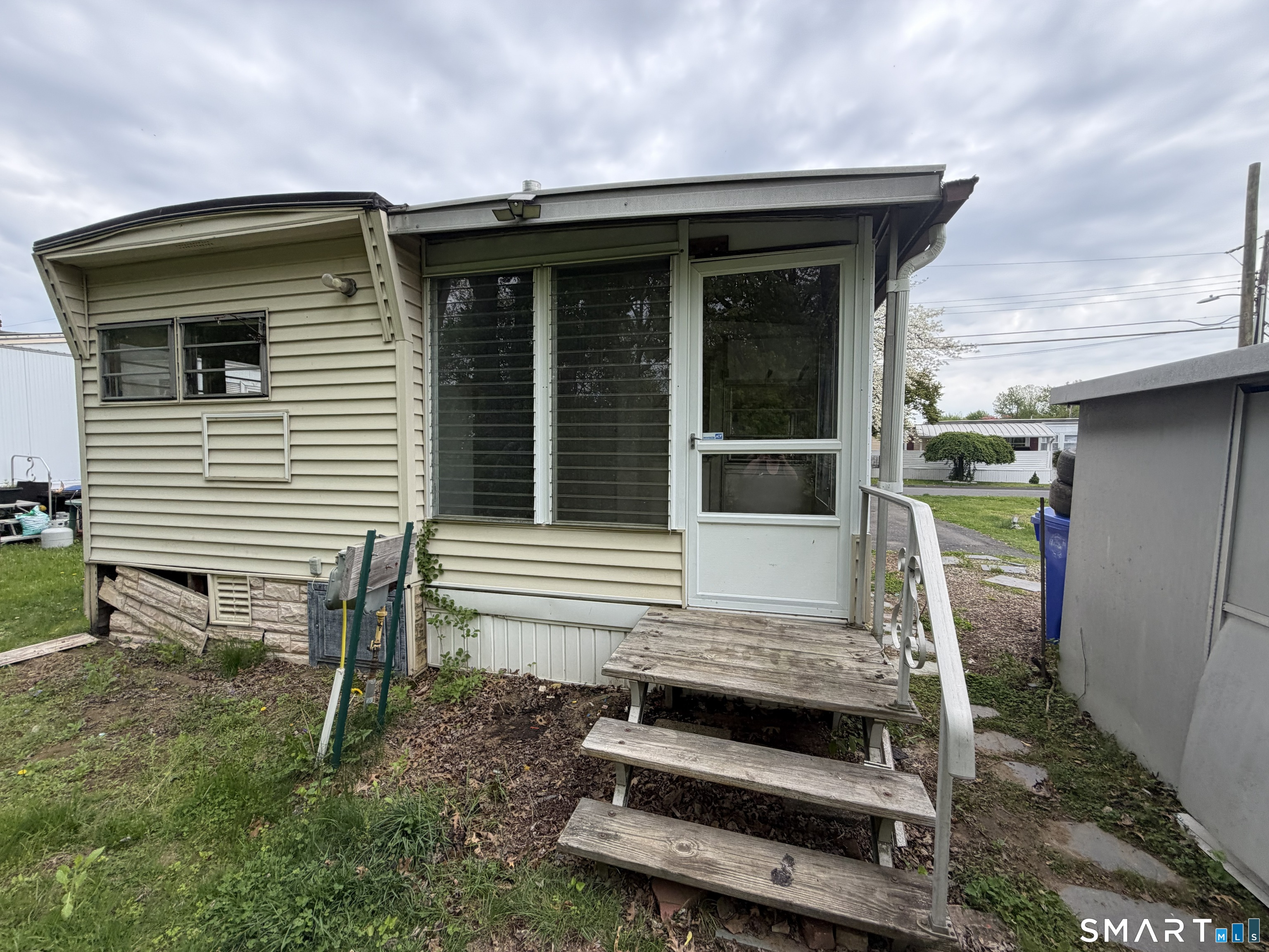 31 Rivermead Boulevard East Hartford CT 06118