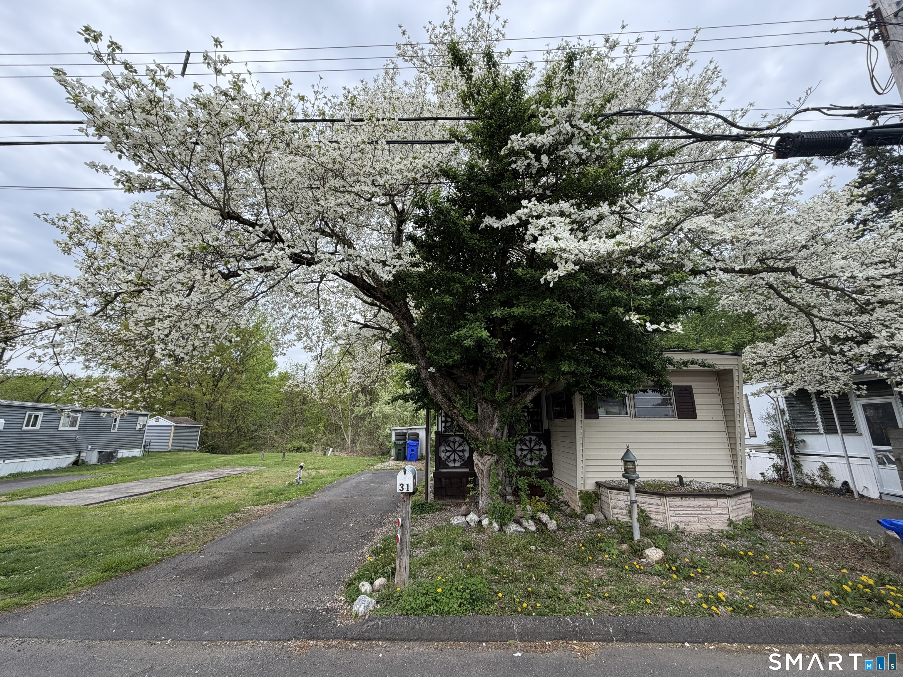 31 Rivermead Boulevard East Hartford CT 06118