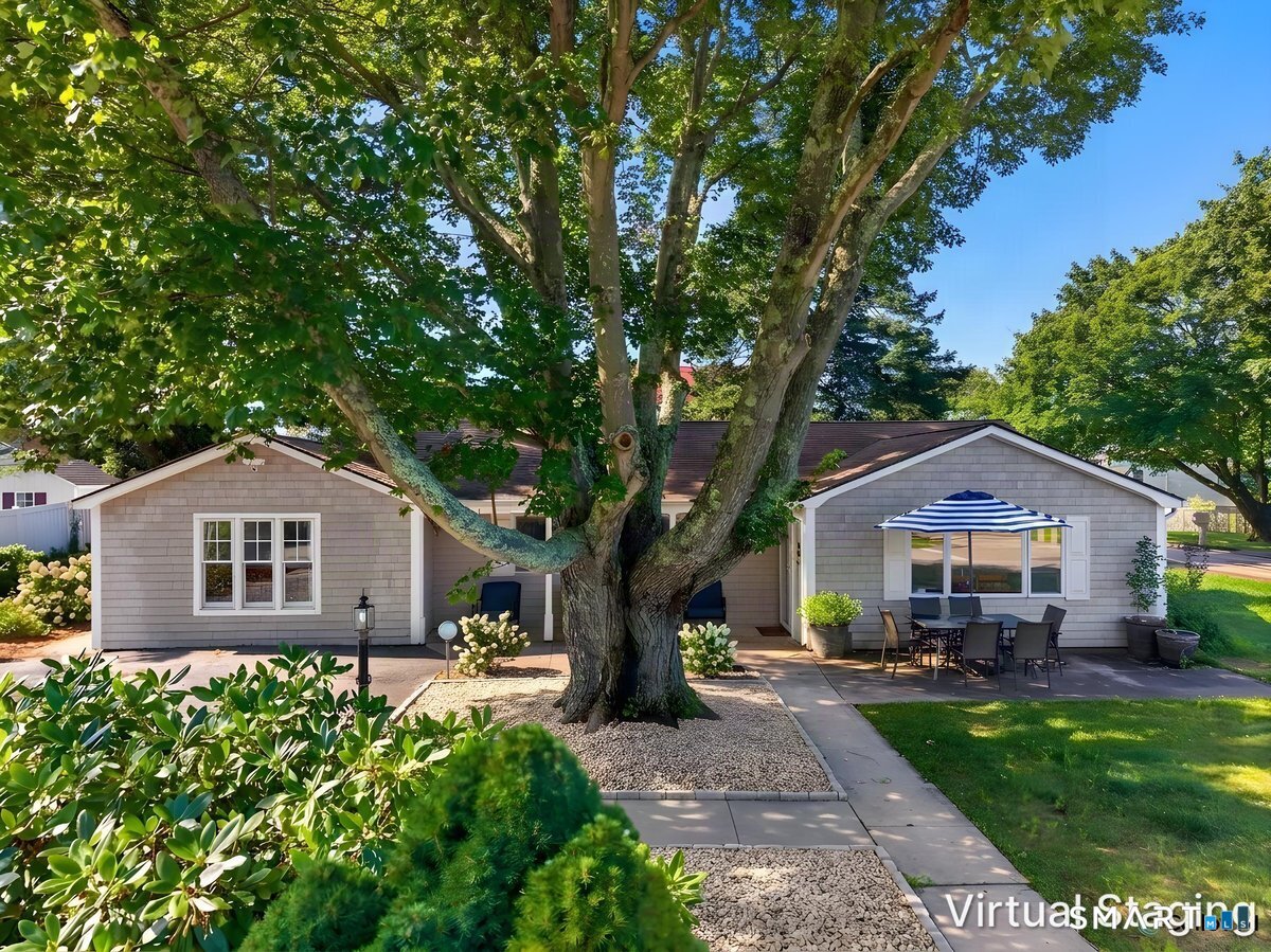 2 Stafford Street Stonington CT 06355