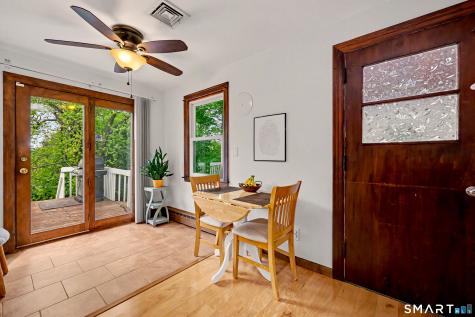 16 Ridgeland Circle Wallingford CT 06492