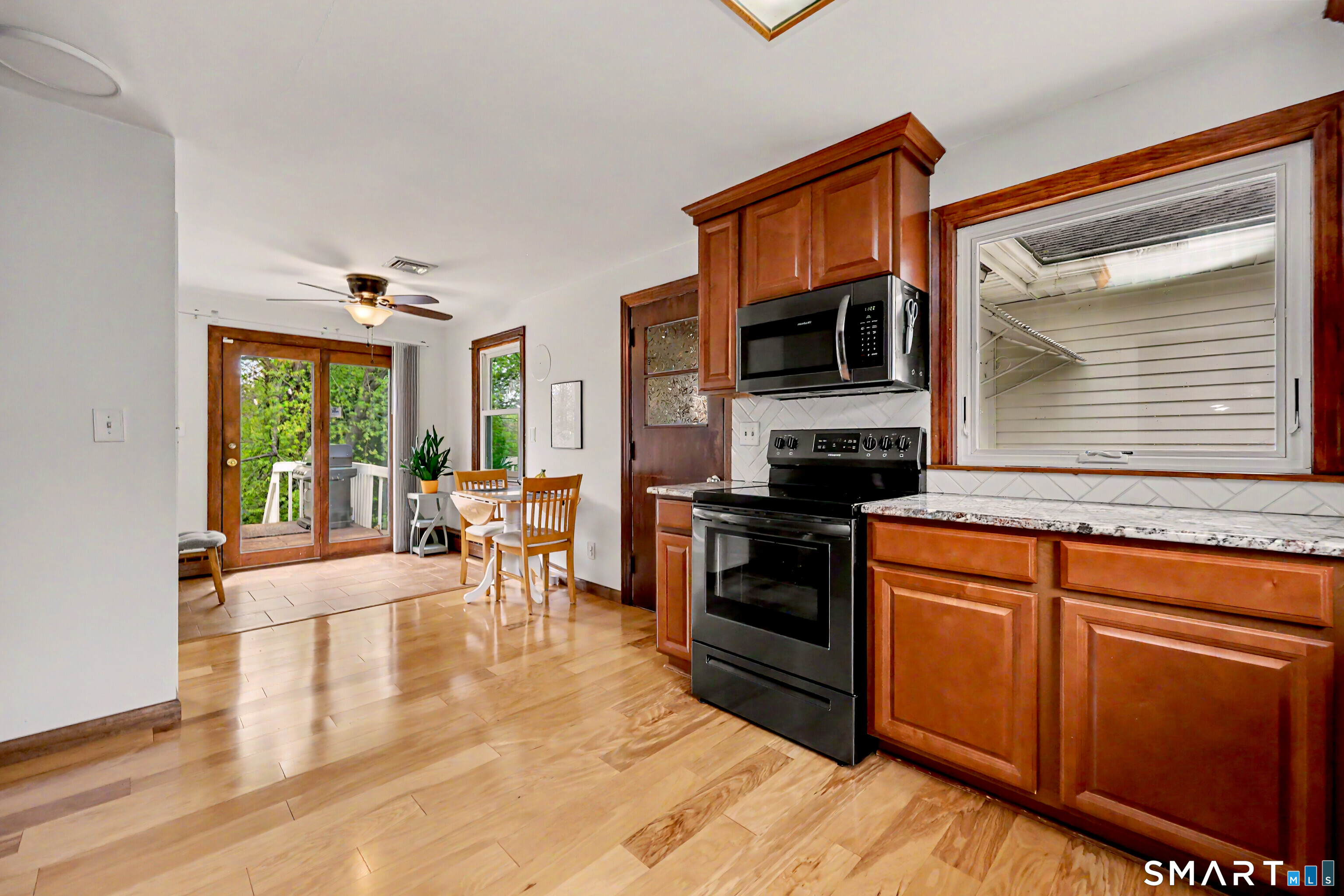 16 Ridgeland Circle Wallingford CT 06492