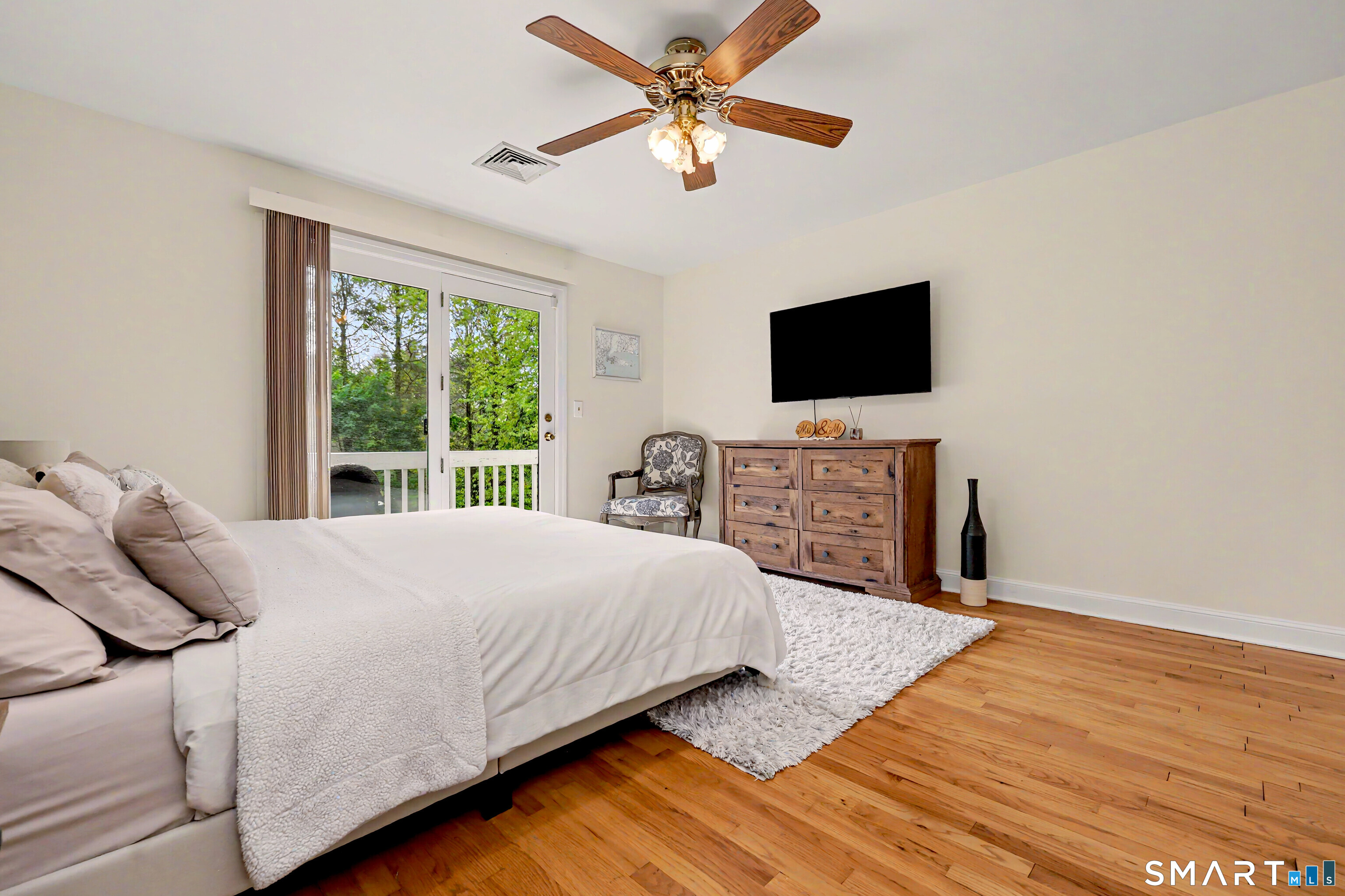 16 Ridgeland Circle Wallingford CT 06492