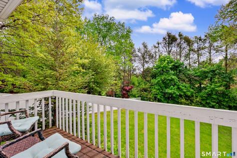 16 Ridgeland Circle Wallingford CT 06492