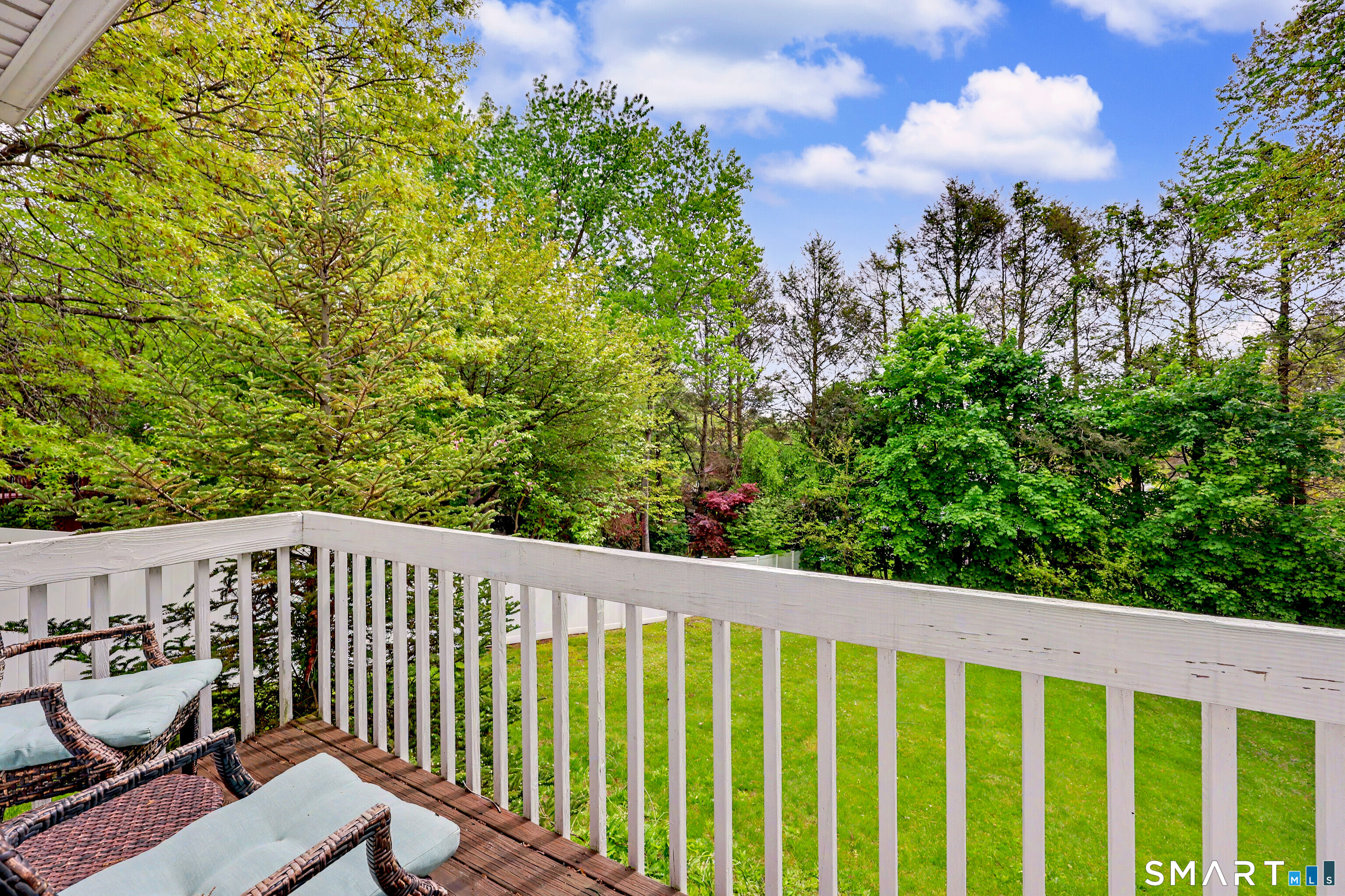 16 Ridgeland Circle Wallingford CT 06492