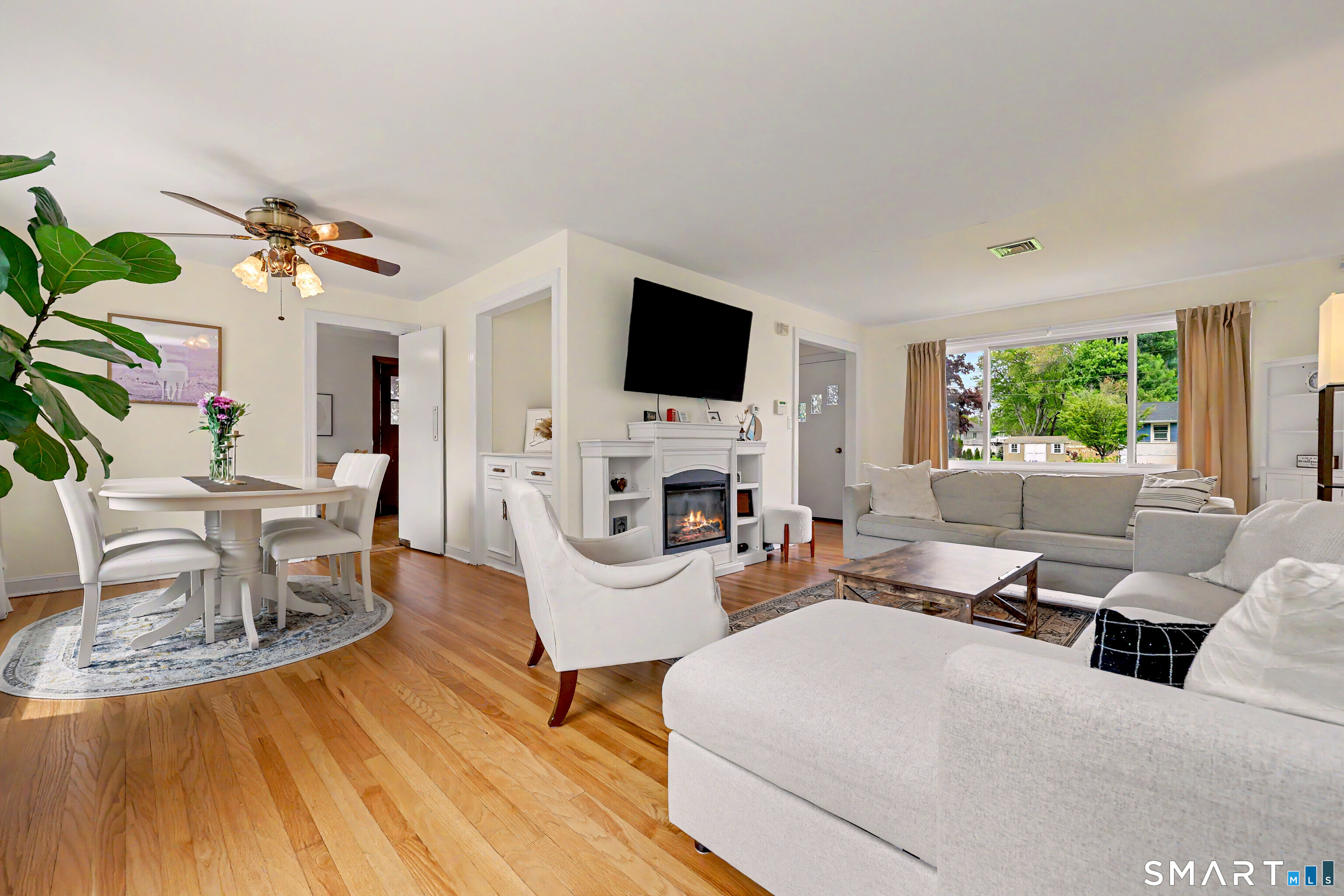 16 Ridgeland Circle Wallingford CT 06492
