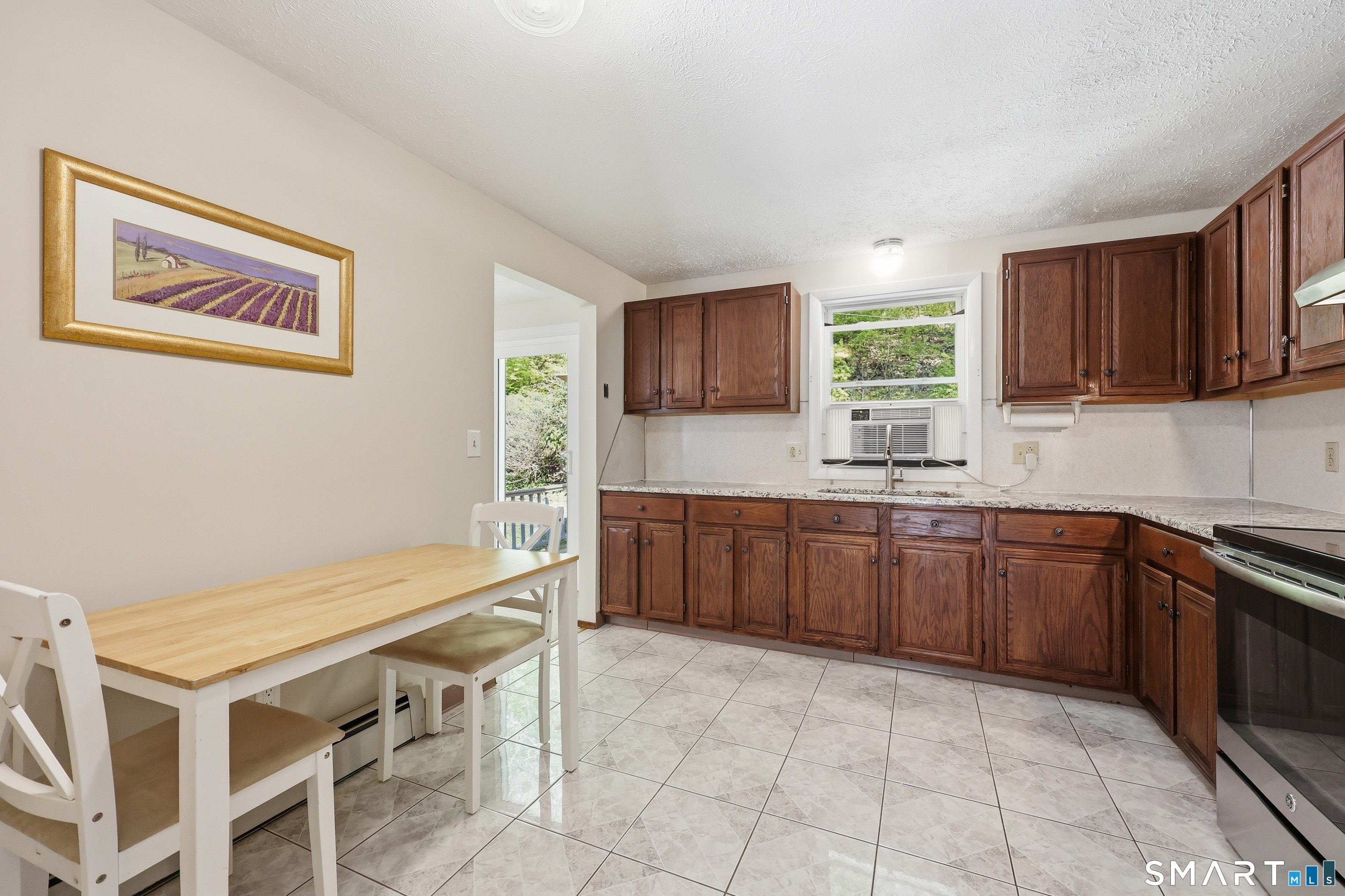 102 Metacomet Road Plainville CT 06062