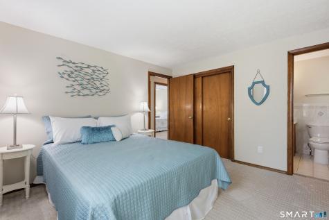 102 Metacomet Road Plainville CT 06062