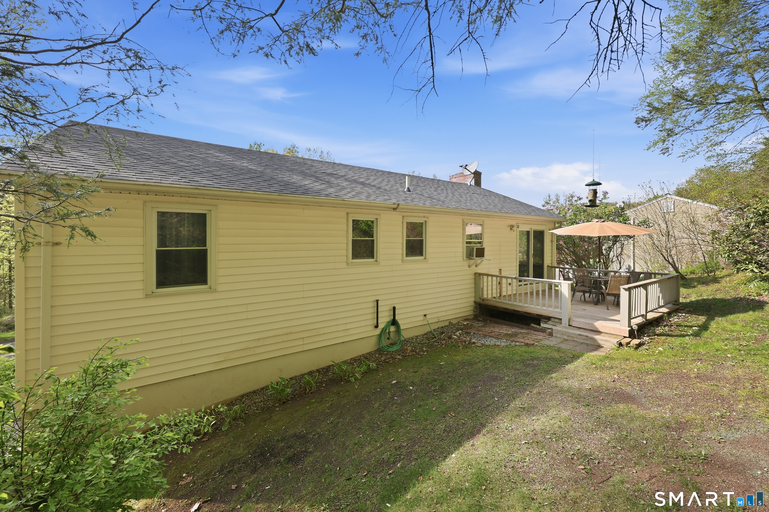 102 Metacomet Road Plainville CT 06062