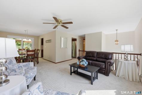 102 Metacomet Road Plainville CT 06062