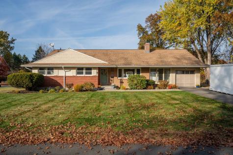 11 Hamlin Drive West Hartford CT 06117