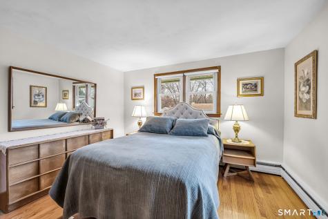 21 Riviera Drive Enfield CT 06082