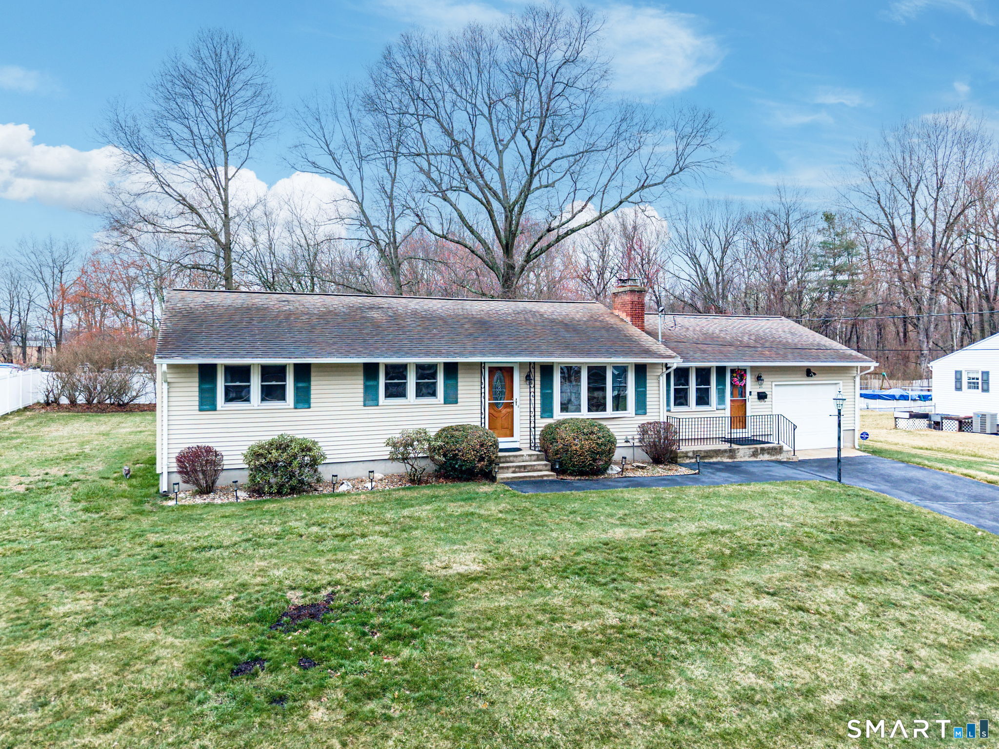 21 Riviera Drive Enfield CT 06082