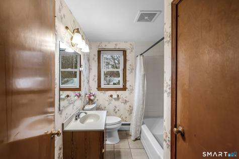 21 Riviera Drive Enfield CT 06082