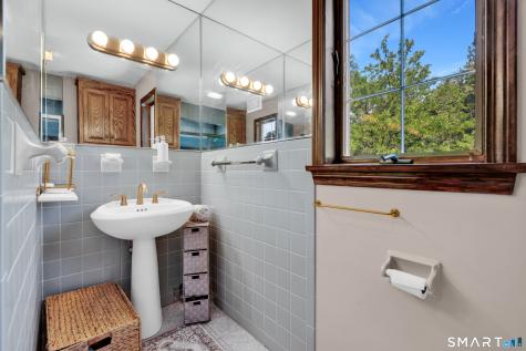 137 Rolling Hills Drive Meriden CT 06451
