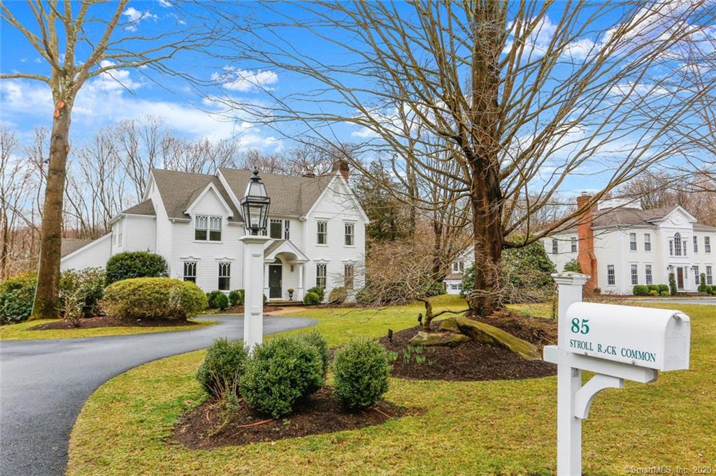 85 Stroll Rock Common Fairfield CT 06824