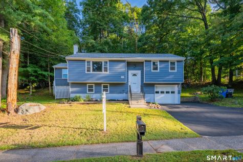 17 Rhoda Lane Bristol CT 06010
