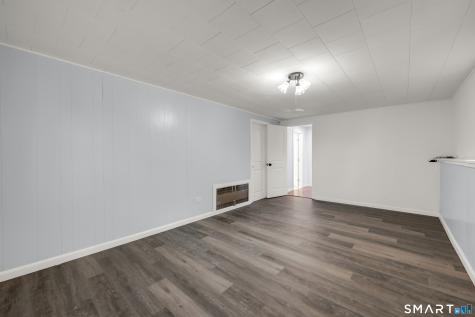 17 Rhoda Lane Bristol CT 06010