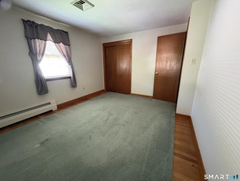 26 Woodside Lane Plainville CT 06062