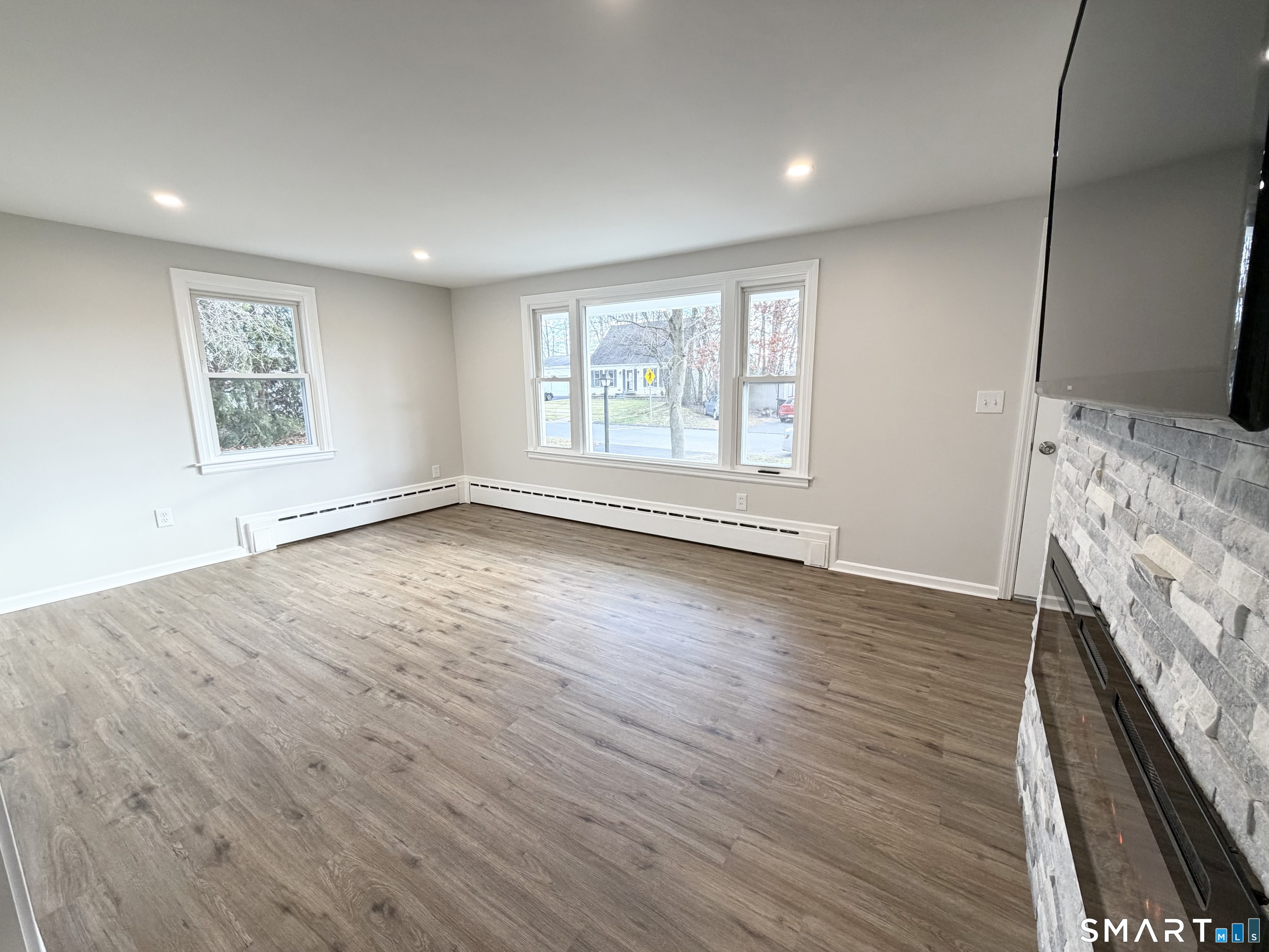 9 Eleanor Road Enfield CT 06082