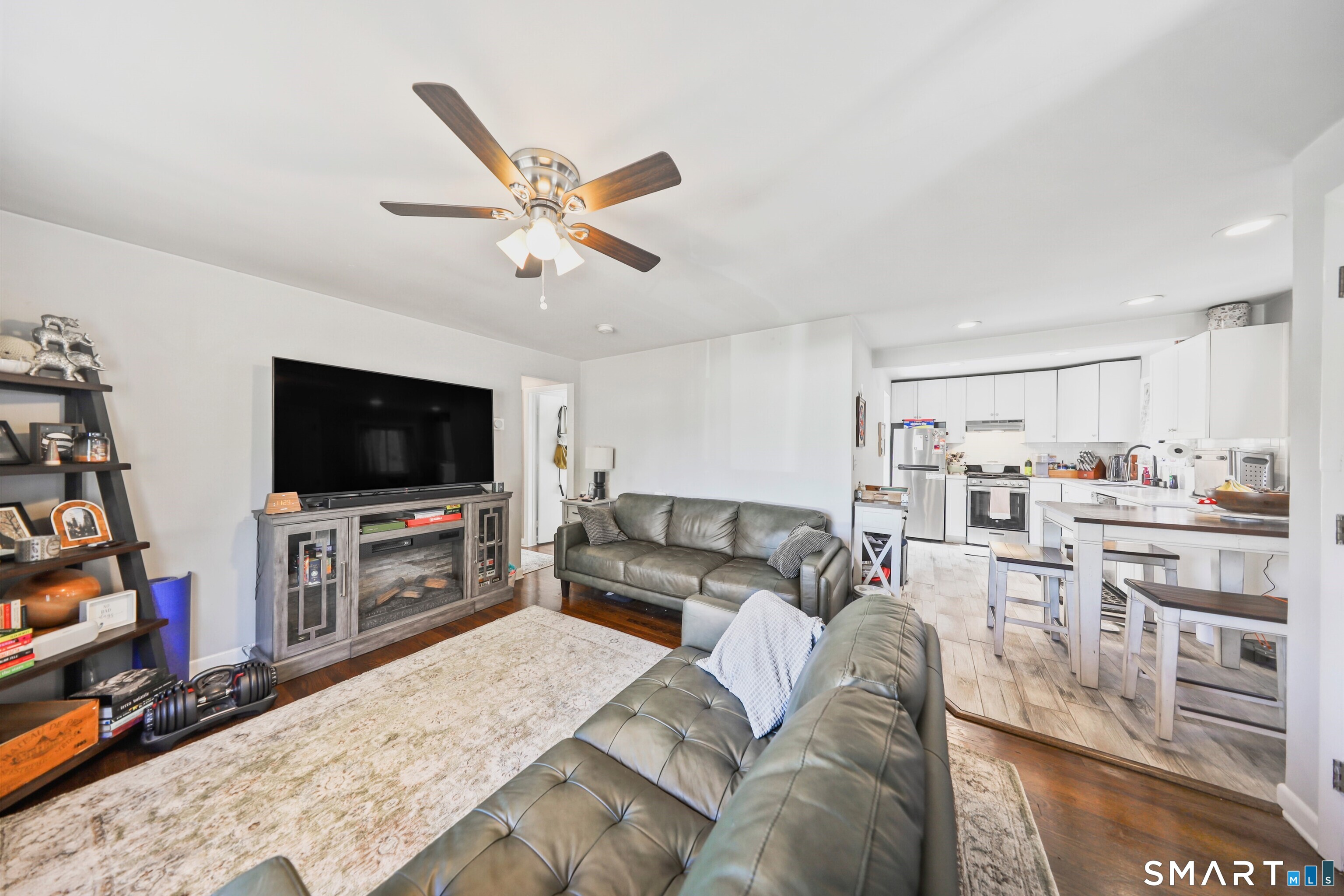 102 Brookside Avenue Naugatuck CT 06770