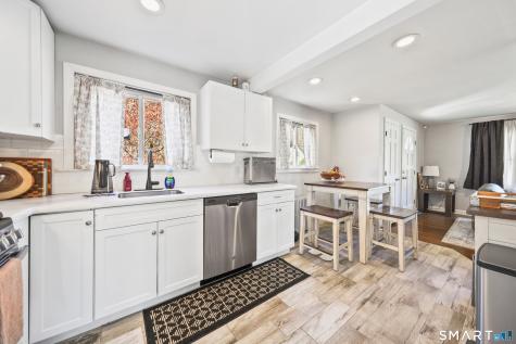 102 Brookside Avenue Naugatuck CT 06770