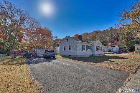 102 Brookside Avenue Naugatuck CT 06770