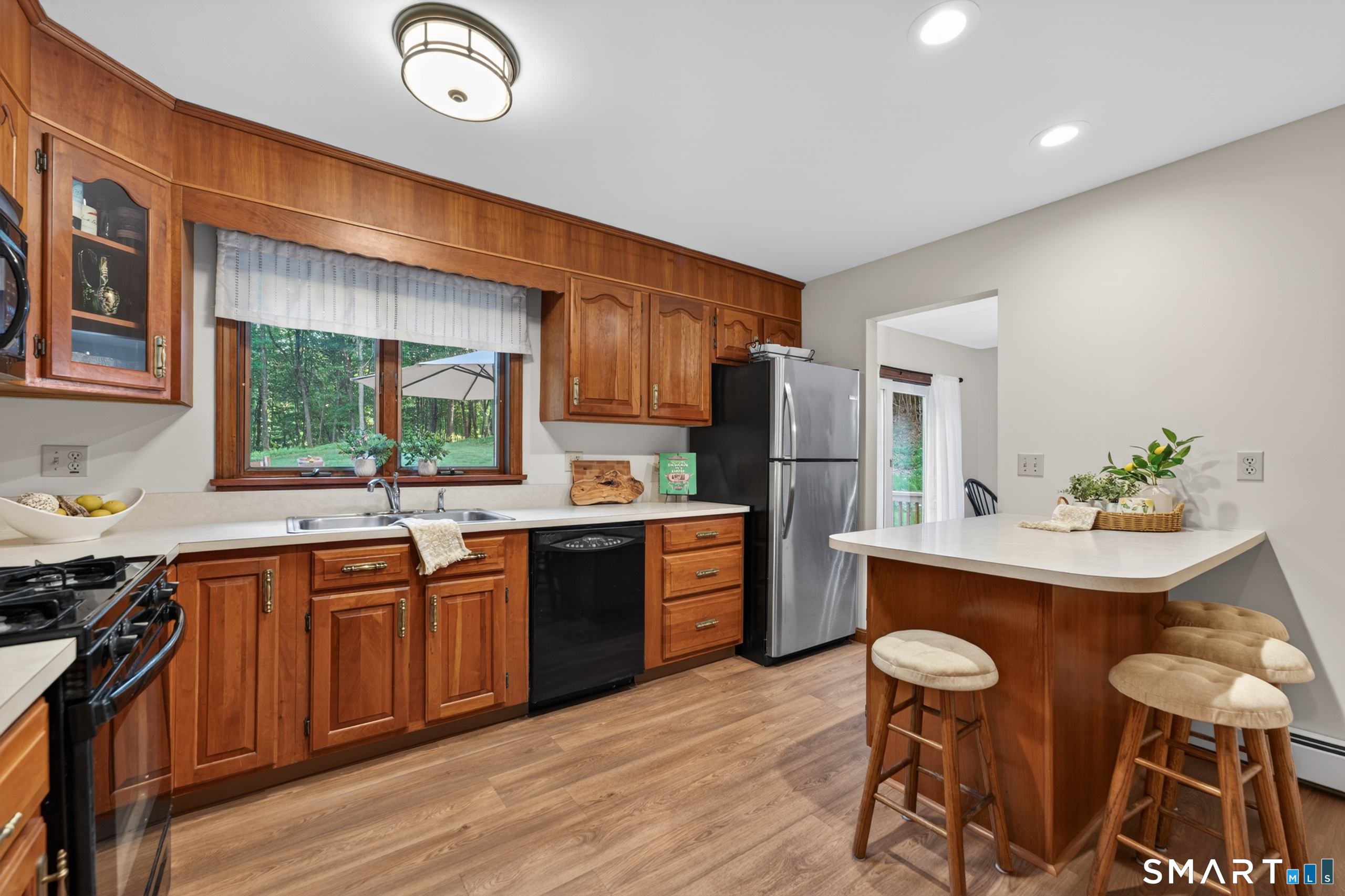 85 White Plains Road Norwich CT 06360