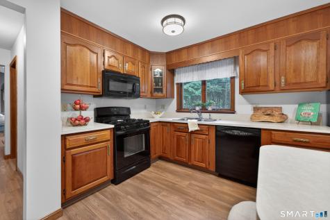 85 White Plains Road Norwich CT 06360