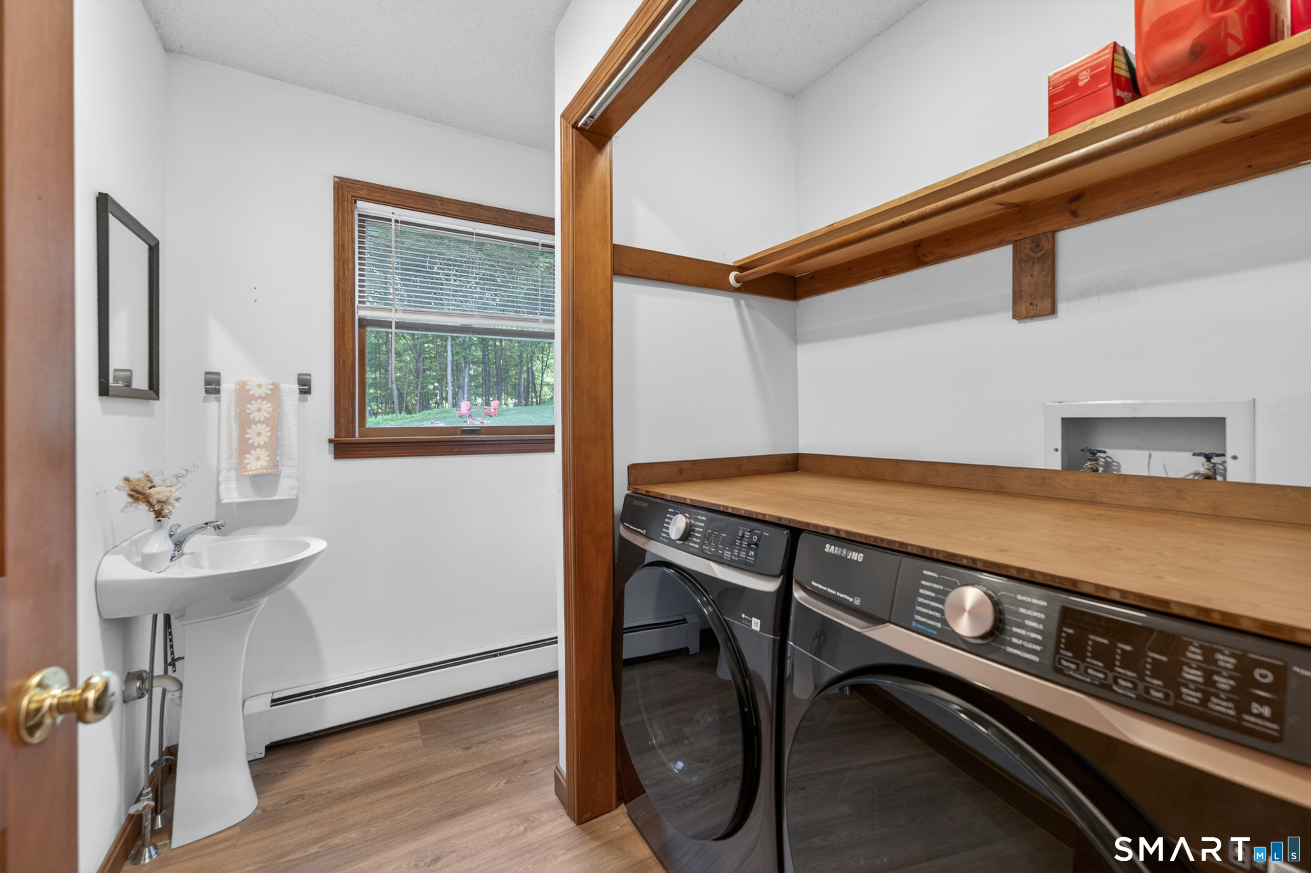 85 White Plains Road Norwich CT 06360