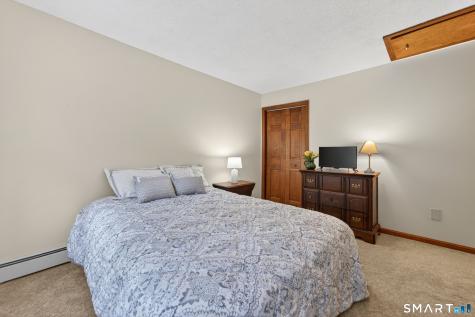 85 White Plains Road Norwich CT 06360