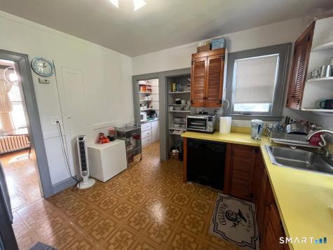 19 Portman Street Windsor CT 06095
