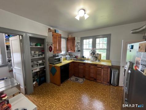19 Portman Street Windsor CT 06095