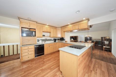 154 South Benham Road Seymour CT 06483