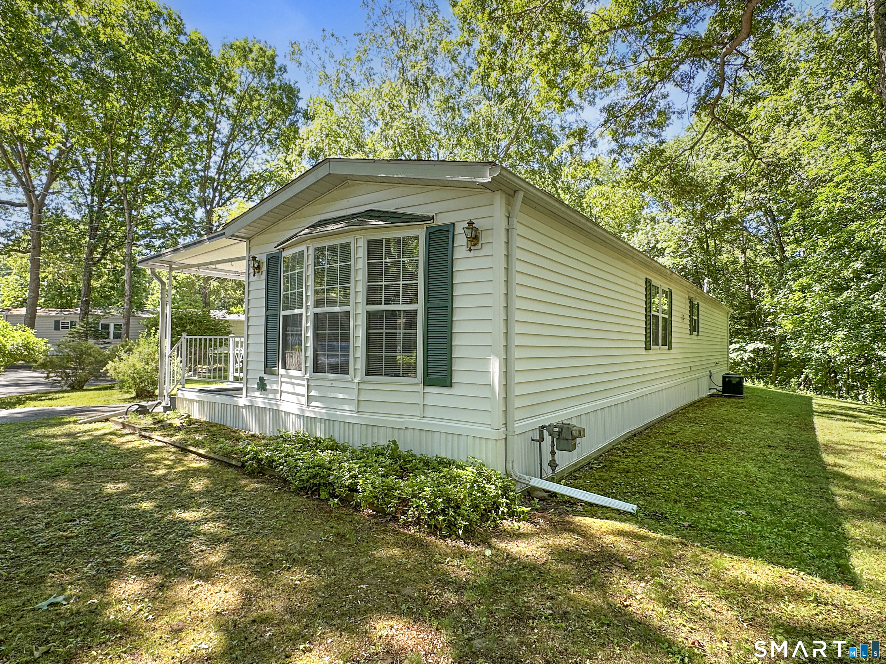 136 Hunters Road Norwich CT 06360