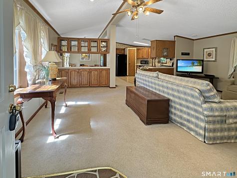 136 Hunters Road Norwich CT 06360