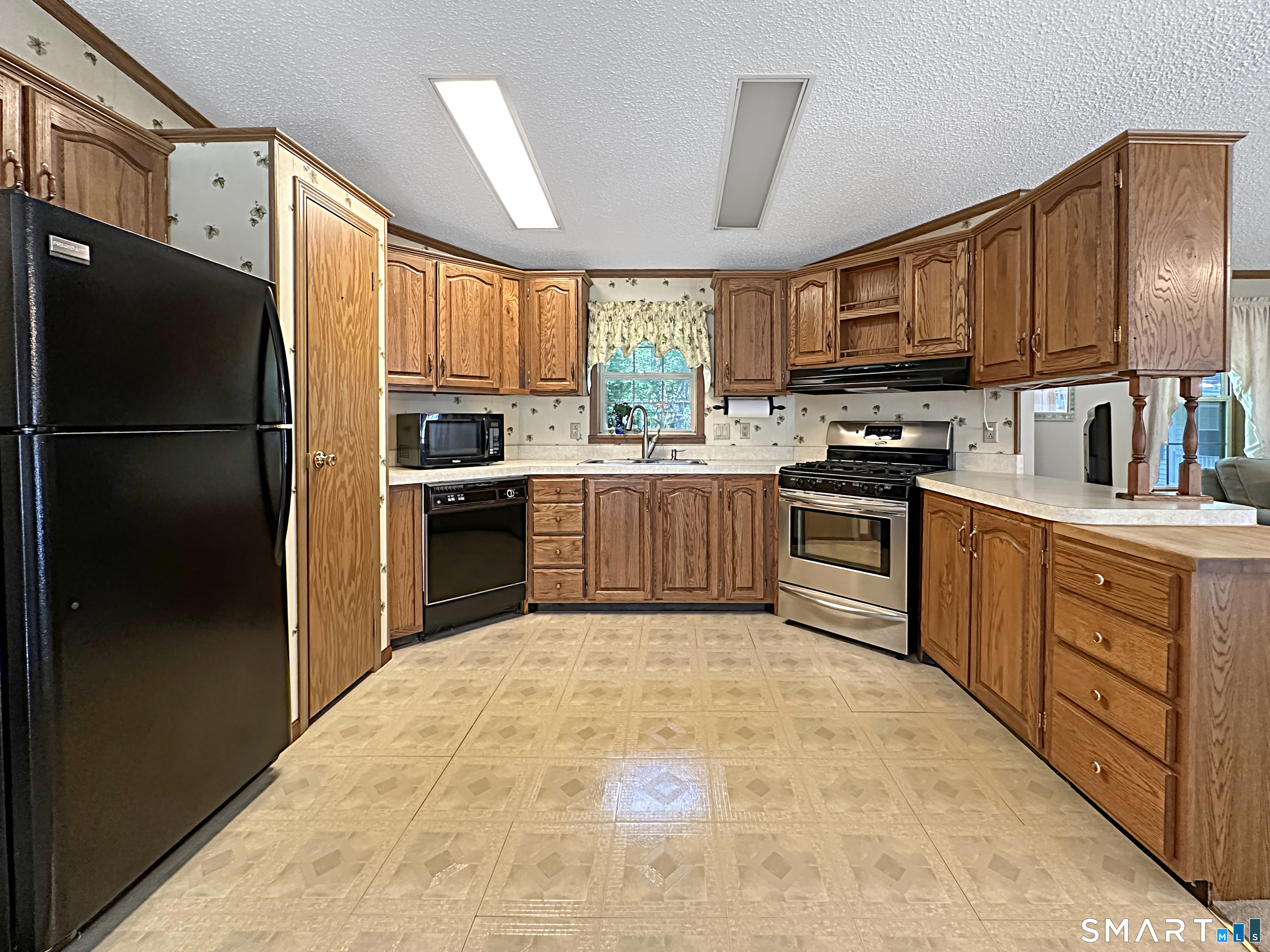 136 Hunters Road Norwich CT 06360