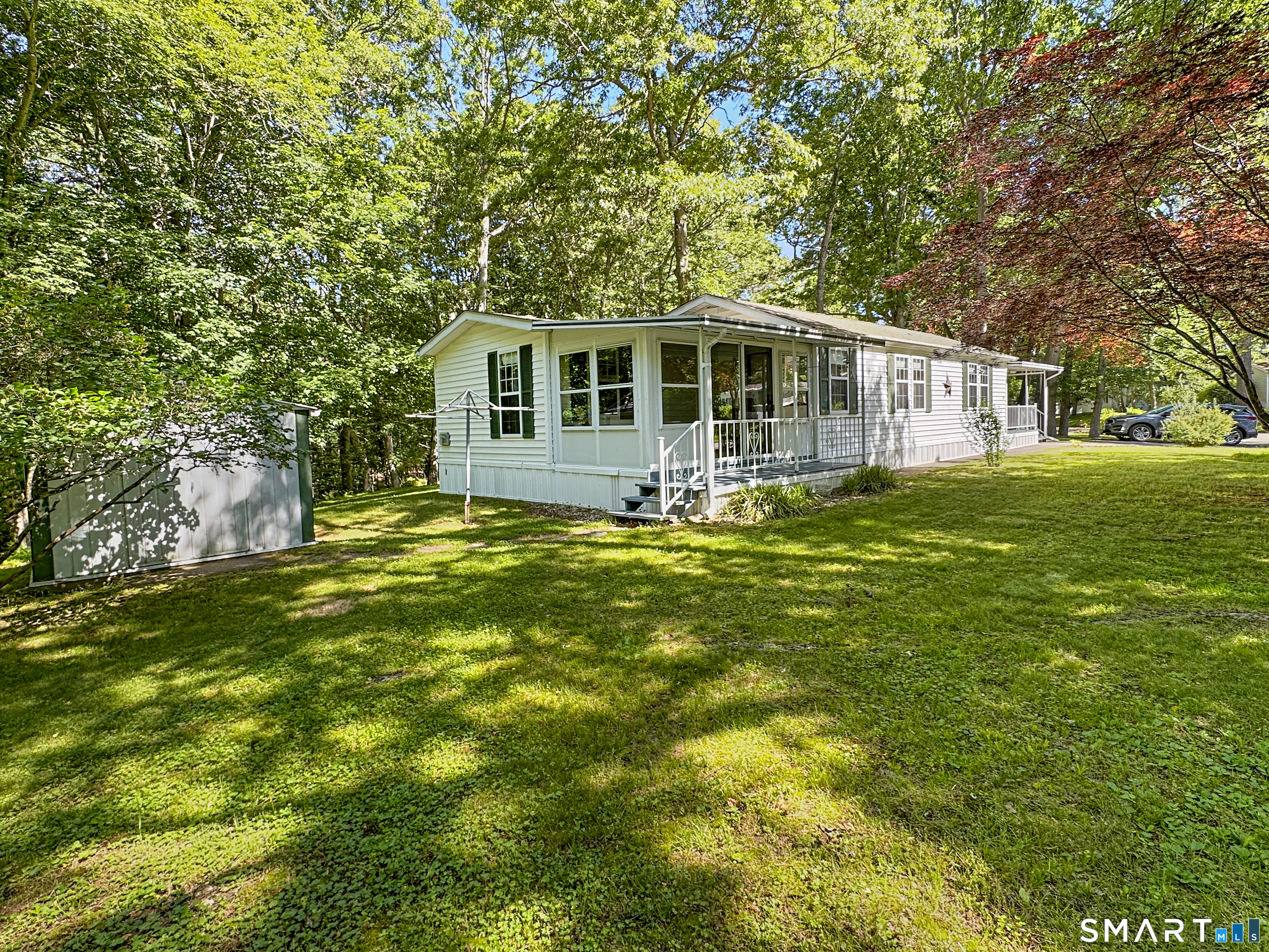 136 Hunters Road Norwich CT 06360