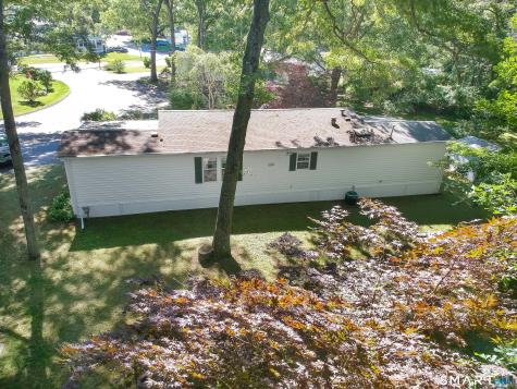 136 Hunters Road Norwich CT 06360