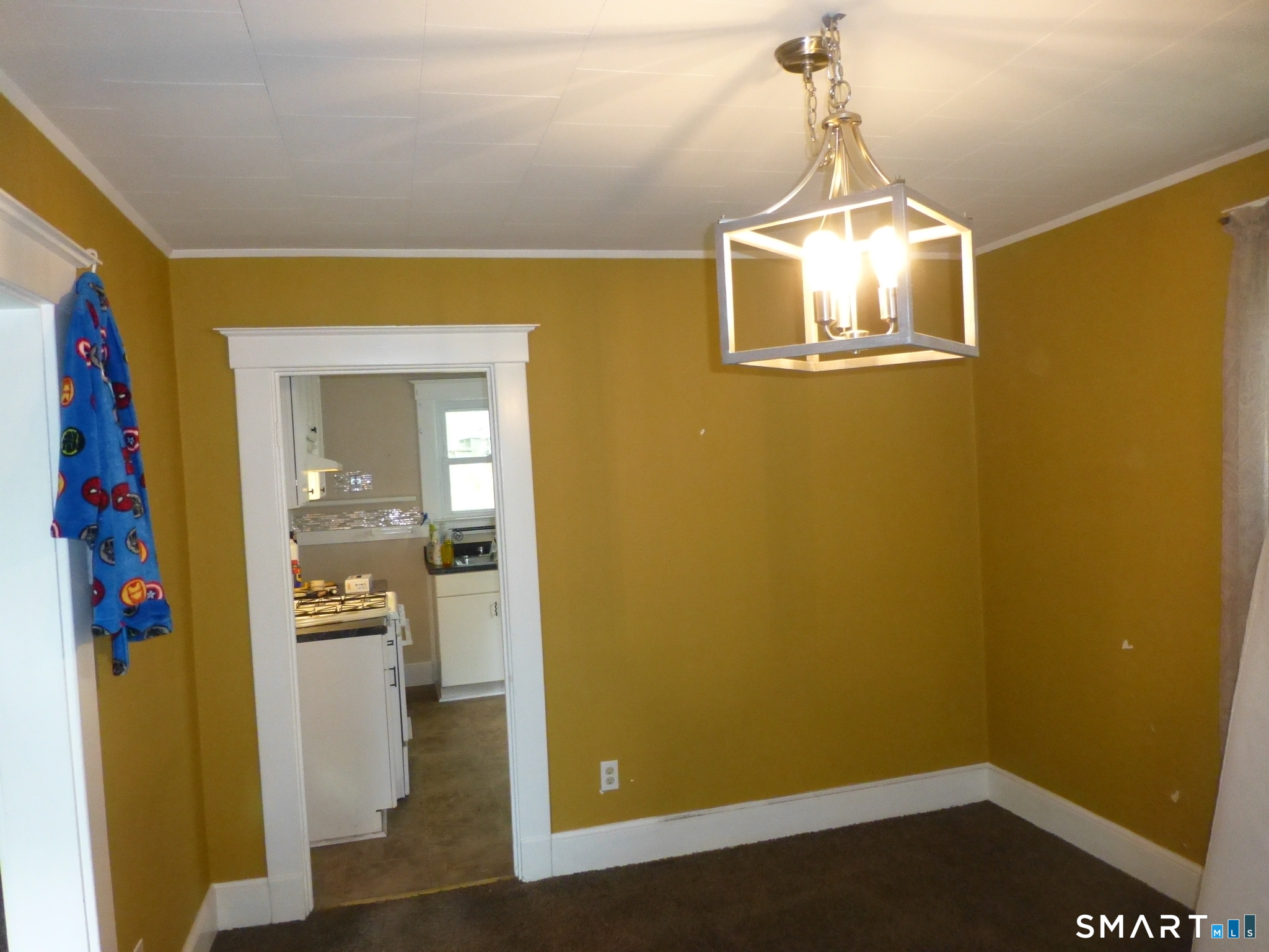 102 Norwood Avenue New London CT 06320