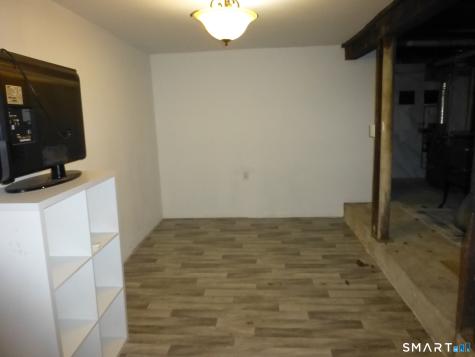 102 Norwood Avenue New London CT 06320