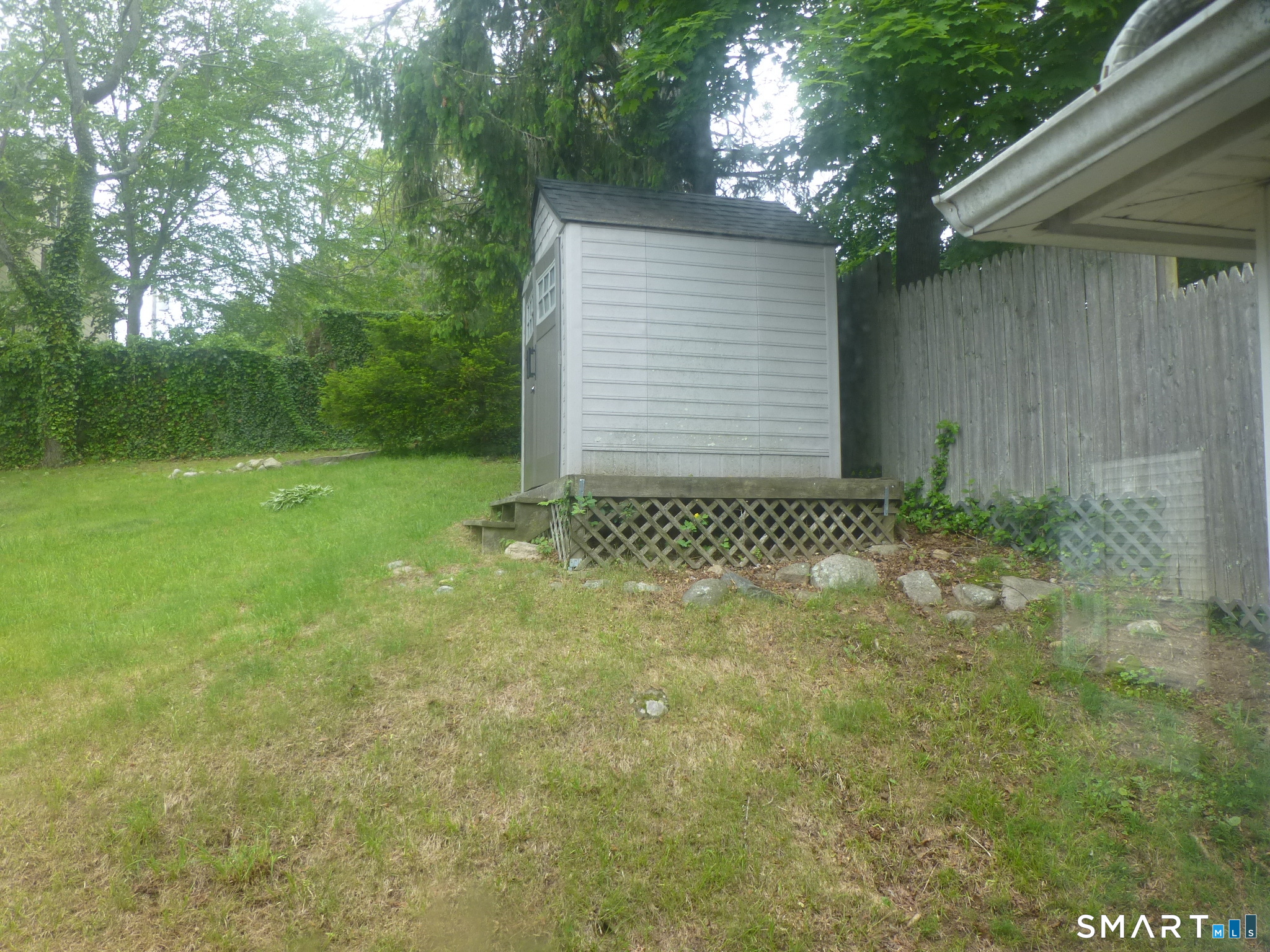 102 Norwood Avenue New London CT 06320