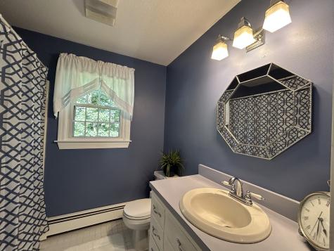 77 Lindsey Road Middletown CT 06457