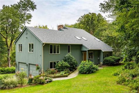 10 Talcott Range Drive East Granby CT 06026