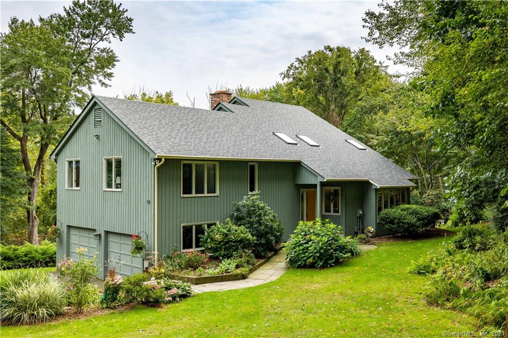 10 Talcott Range Drive East Granby CT 06026