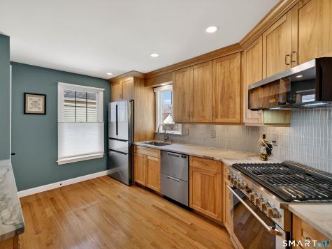 42 Nehantic Drive East Lyme CT 06357