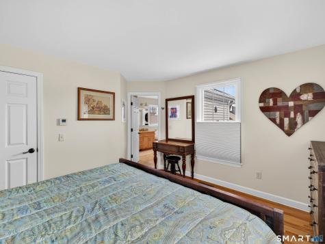 42 Nehantic Drive East Lyme CT 06357