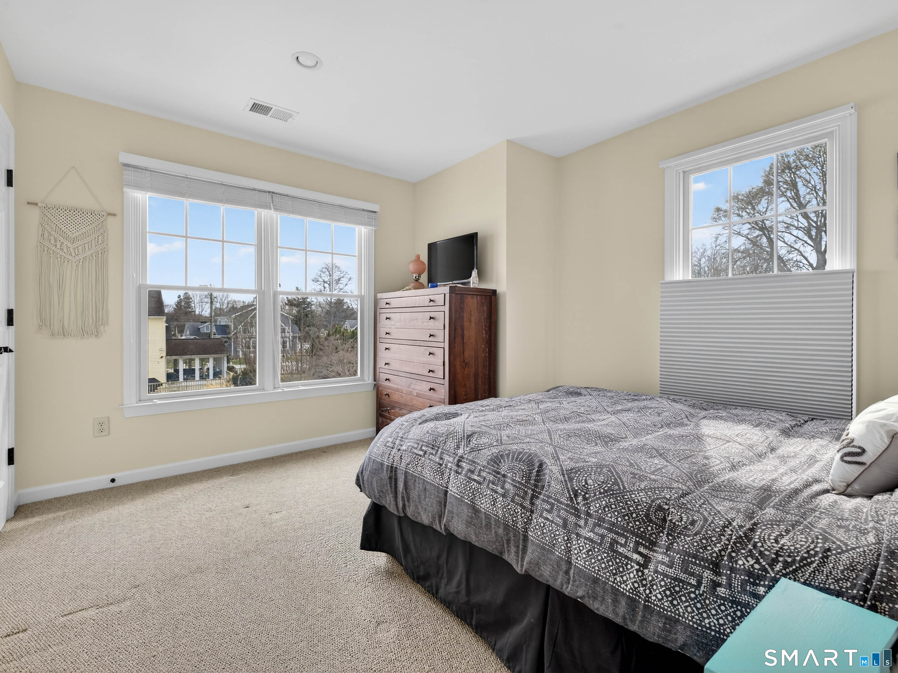 42 Nehantic Drive East Lyme CT 06357