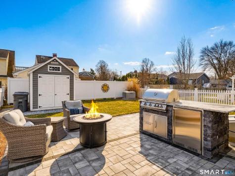 42 Nehantic Drive East Lyme CT 06357