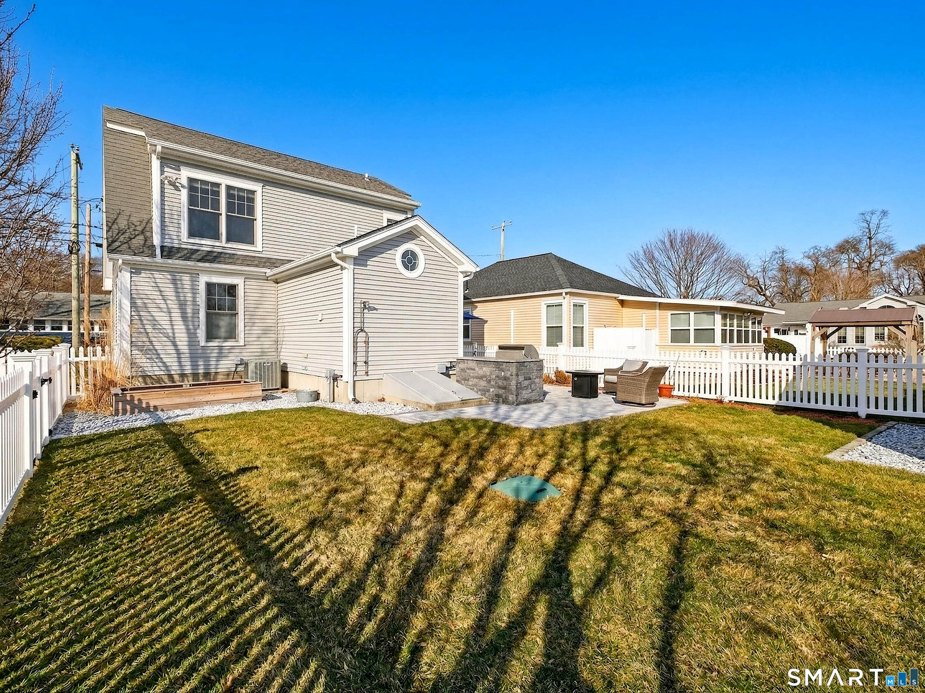 42 Nehantic Drive East Lyme CT 06357